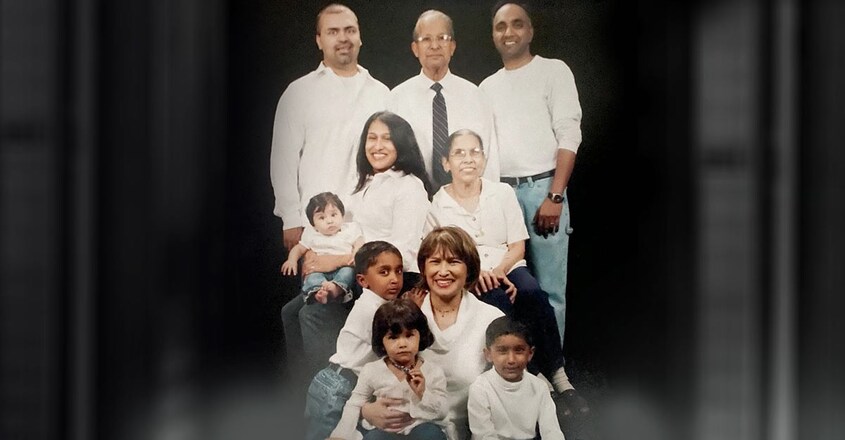 writer-mst-namboodiri-family-photo writer-mst-namboodiri-family-photo